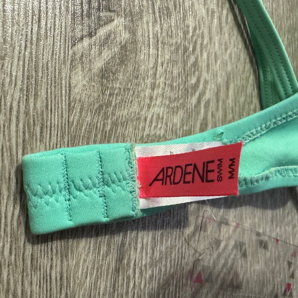 String bikini bottom - Picture 8 of 12